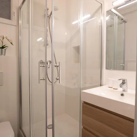 Apartment Superbe Familial Au Coeur Du 14 Eme *